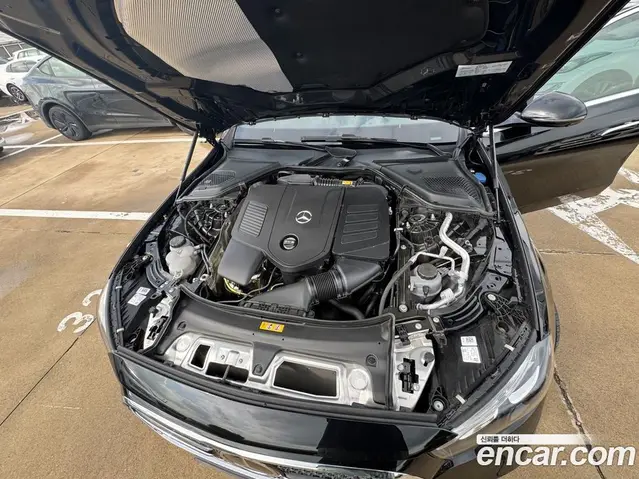 Mercedes-Benz E-Class 2025 2.0 автомат (гидро), миниатюра 6