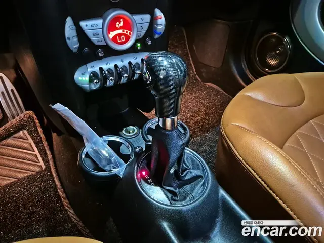 Mini Cooper 2008 1.6 автомат (гидро), миниатюра 11
