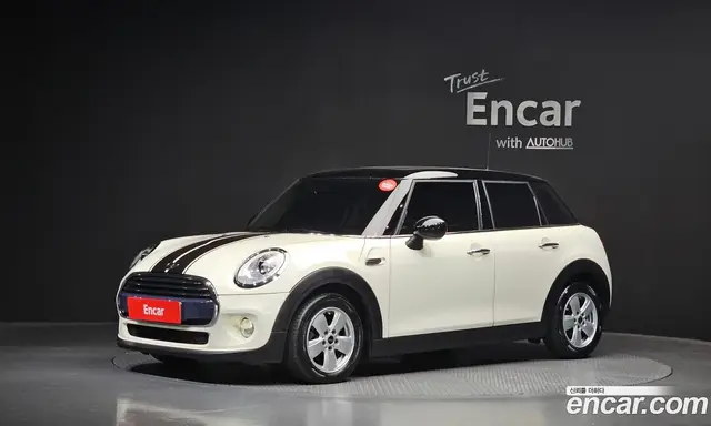 Mini Cooper 2016 1.5 автомат (гидро), миниатюра 1