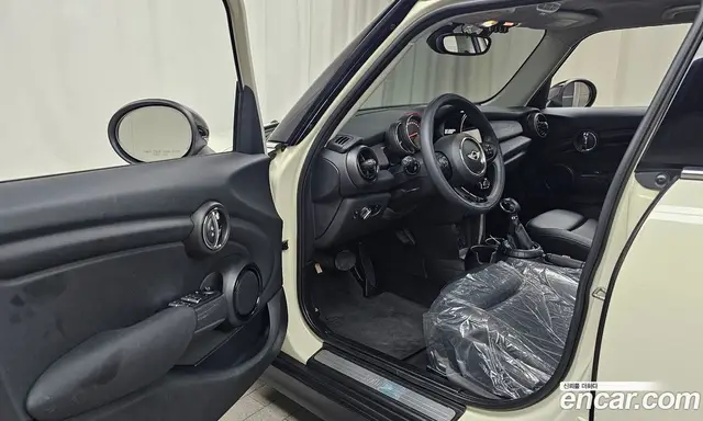 Mini Cooper 2016 1.5 автомат (гидро), миниатюра 10