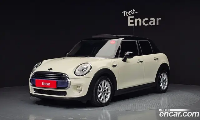 Mini Cooper 2016 1.5 автомат (гидро), миниатюра 1