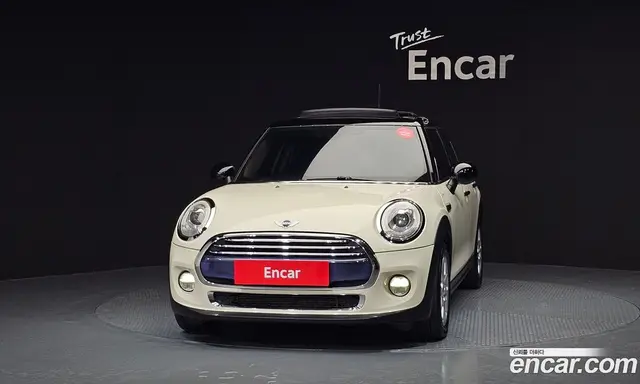 Mini Cooper 2016 1.5 автомат (гидро), миниатюра 3