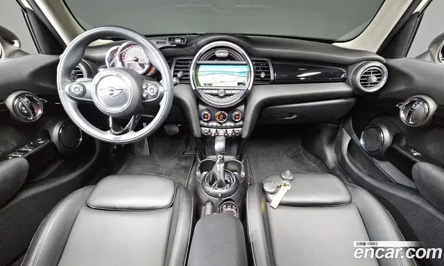 Mini Cooper 2016 1.5 автомат (гидро), миниатюра 7