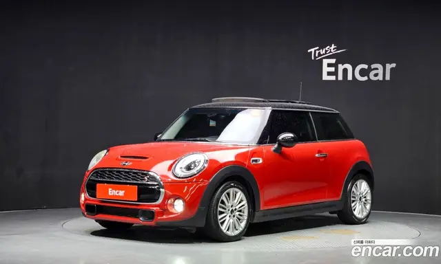 Mini Cooper 2017 2.0 автомат (гидро), миниатюра 1
