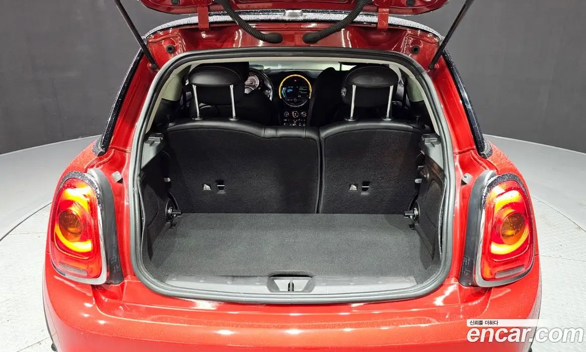 Mini Cooper 2017 2.0 автомат (гидро), фото 17