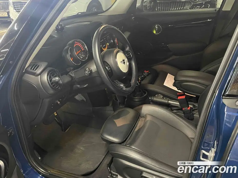 Mini Cooper 2018 1.5 автомат (гидро), фото 14