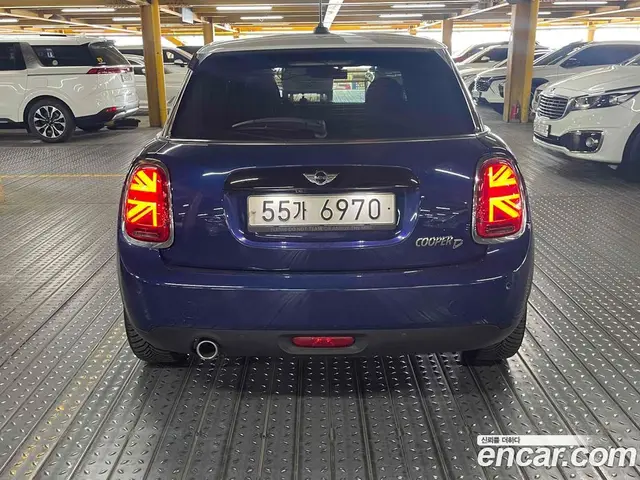 Mini Cooper 2018 1.5 автомат (гидро), миниатюра 5