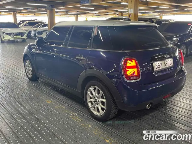 Mini Cooper 2018 1.5 автомат (гидро), миниатюра 6