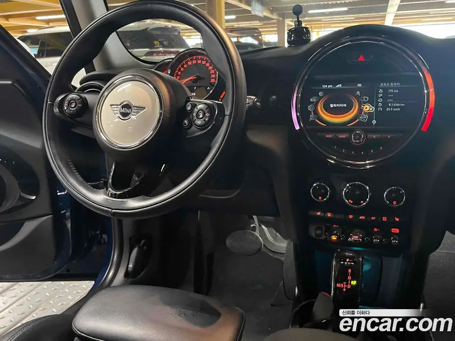 Mini Cooper 2018 1.5 автомат (гидро), фото 8