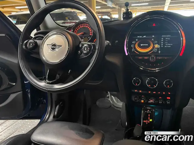 Mini Cooper 2018 1.5 автомат (гидро), миниатюра 8