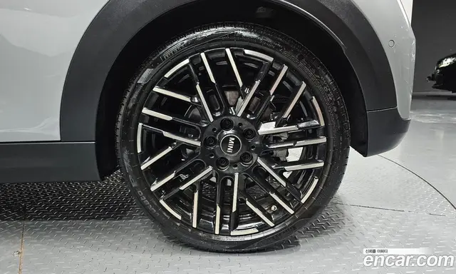 Mini Cooper 2024 2.0 автомат (гидро), миниатюра 6