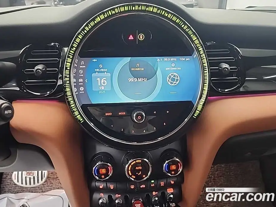 Mini Cooper Convertible 2021 2.0 автомат (гидро), фото 10
