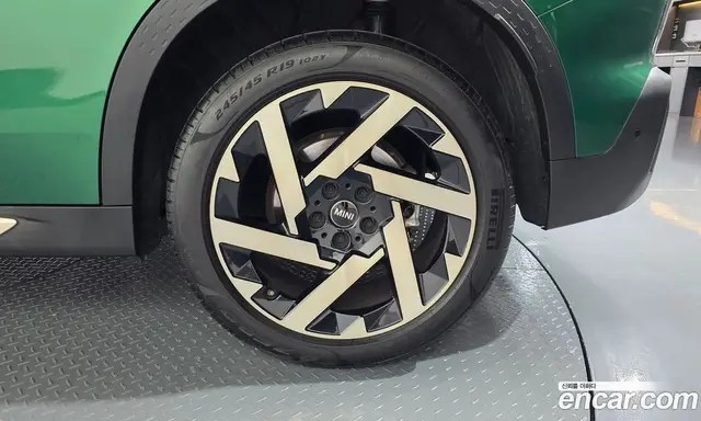 Mini Countryman 2024 2.0 автомат (гидро), миниатюра 6