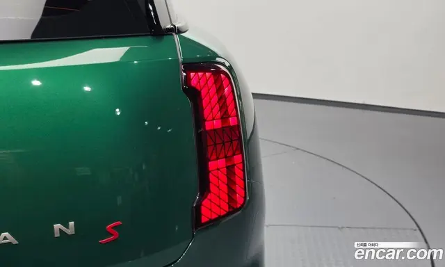 Mini Countryman 2024 2.0 автомат (гидро), миниатюра 8