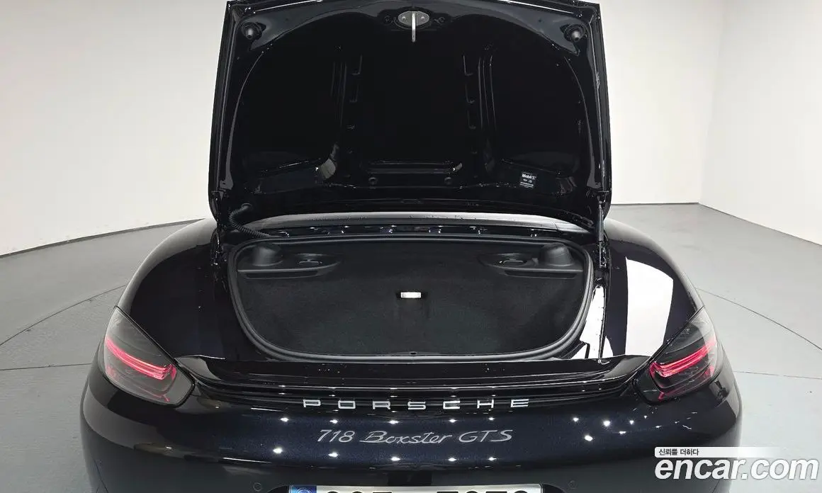 Porsche 718 2024 4.0 автомат (гидро), фото 23