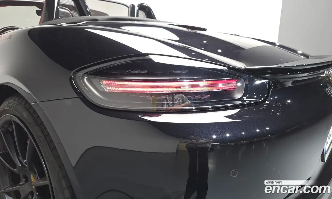 Porsche 718 2024 4.0 автомат (гидро), фото 8