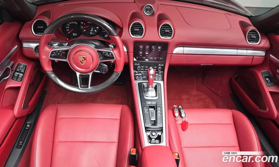 Porsche 718 2024 4.0 автомат (гидро), фото 9