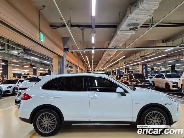 Porsche Cayenne 2013 3.0 автомат (гидро), миниатюра 5