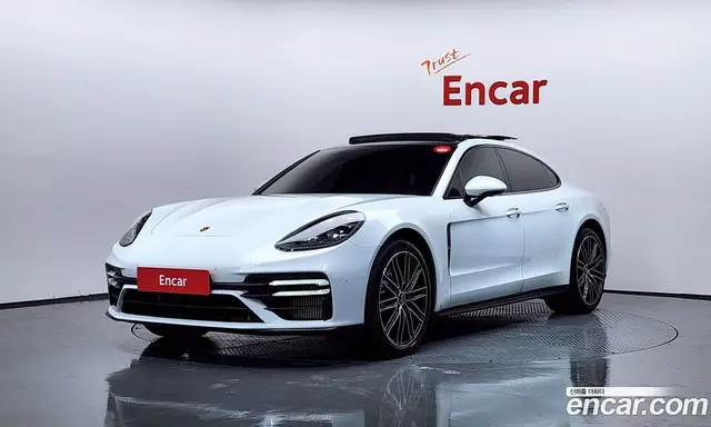 Porsche Panamera, 2023, 30 025 км