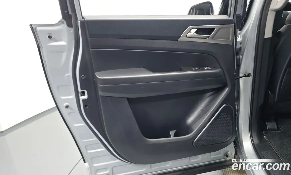 SsangYong Rexton 2018 2.2 автомат (гидро), фото 15
