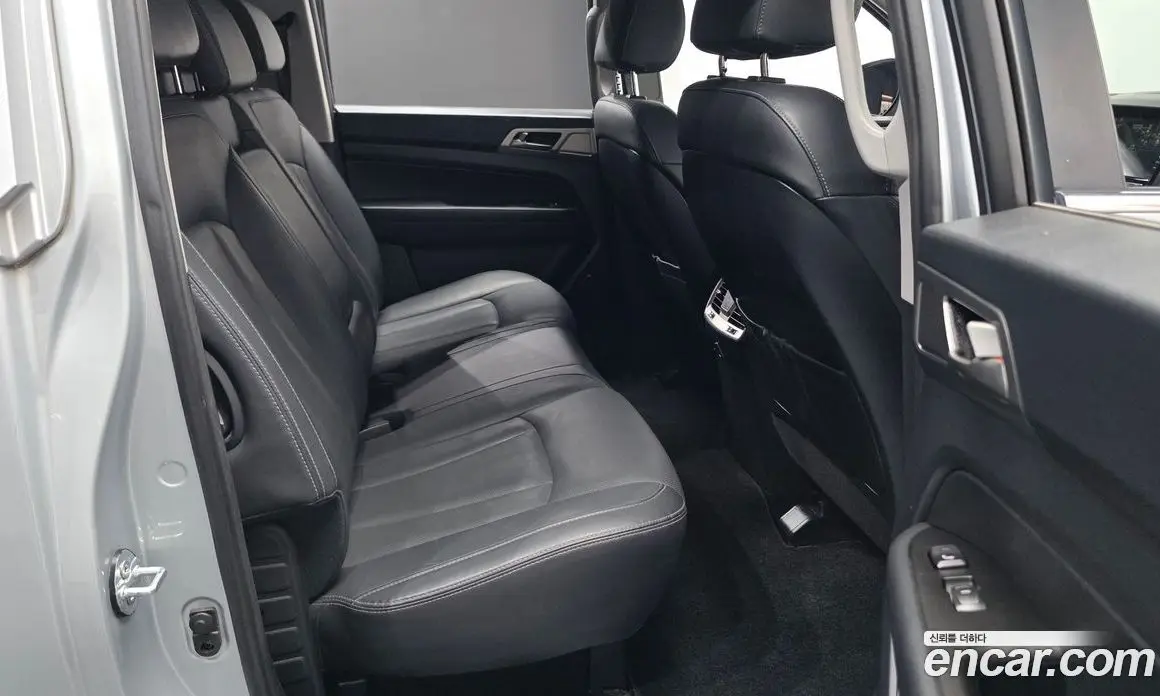 SsangYong Rexton 2018 2.2 автомат (гидро), фото 17