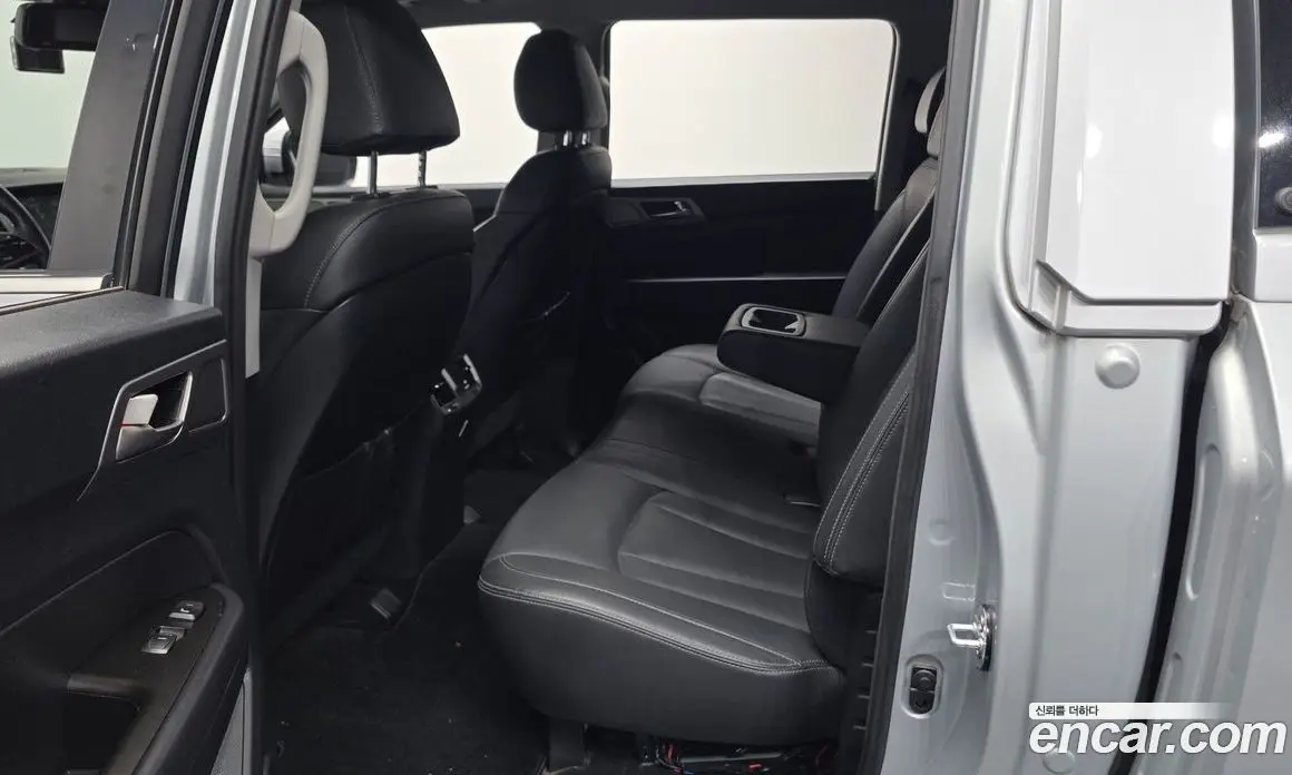 SsangYong Rexton 2018 2.2 автомат (гидро), фото 18