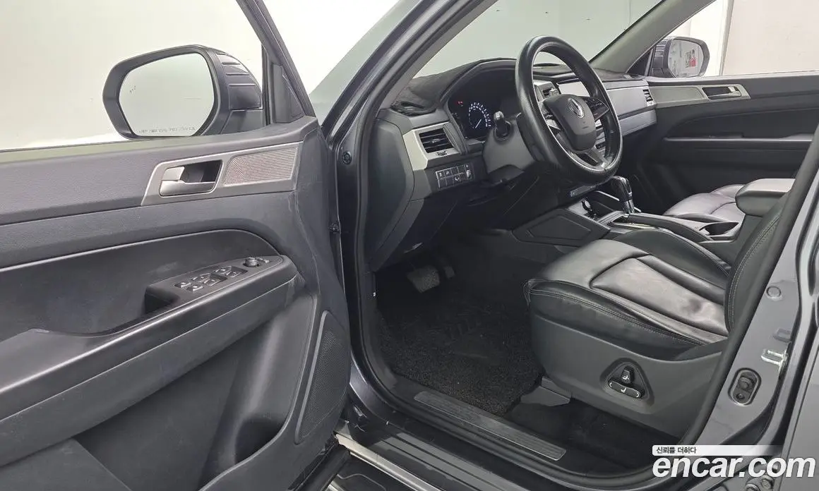 SsangYong Rexton 2018 2.2 автомат (гидро), фото 10