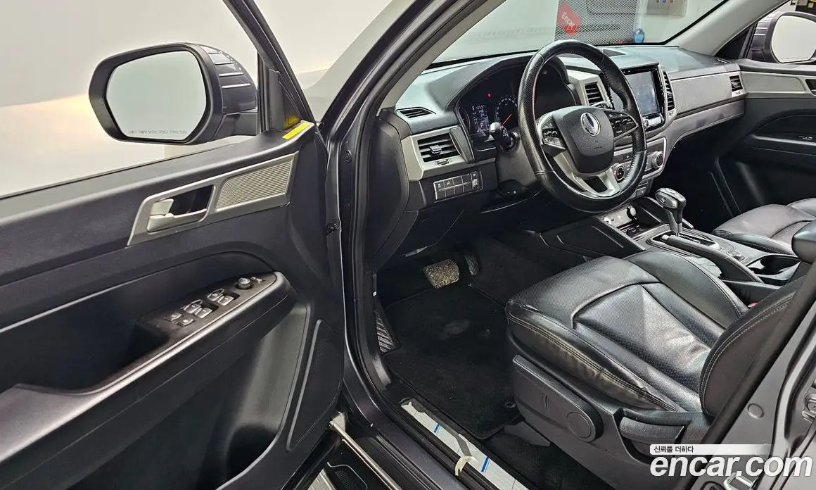 SsangYong Rexton 2019 2.2 автомат (гидро), фото 11