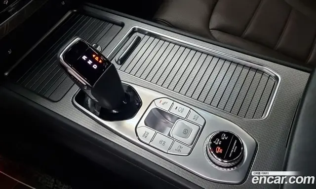 SsangYong Rexton 2021 2.2 автомат (гидро), миниатюра 9 SsangYong Rexton 2021 2.2 автомат (гидро), миниатюра 9
