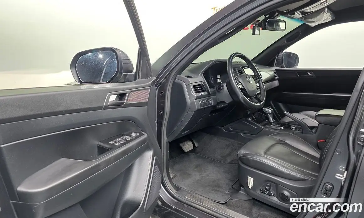 SsangYong Rexton 2023 2.2 автомат (гидро), фото 13