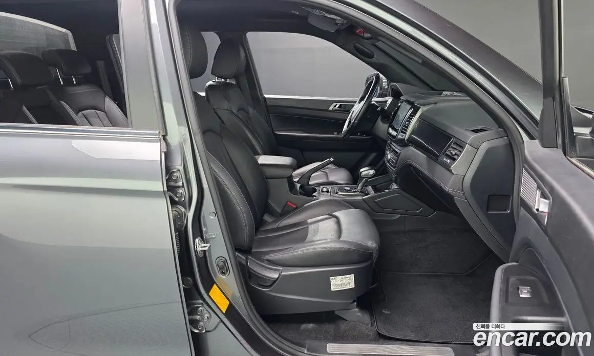 SsangYong Rexton 2023 2.2 автомат (гидро), фото 16