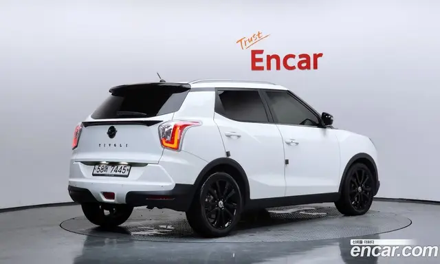SsangYong TIBOLI 2017 1.6 автомат (гидро), миниатюра 2