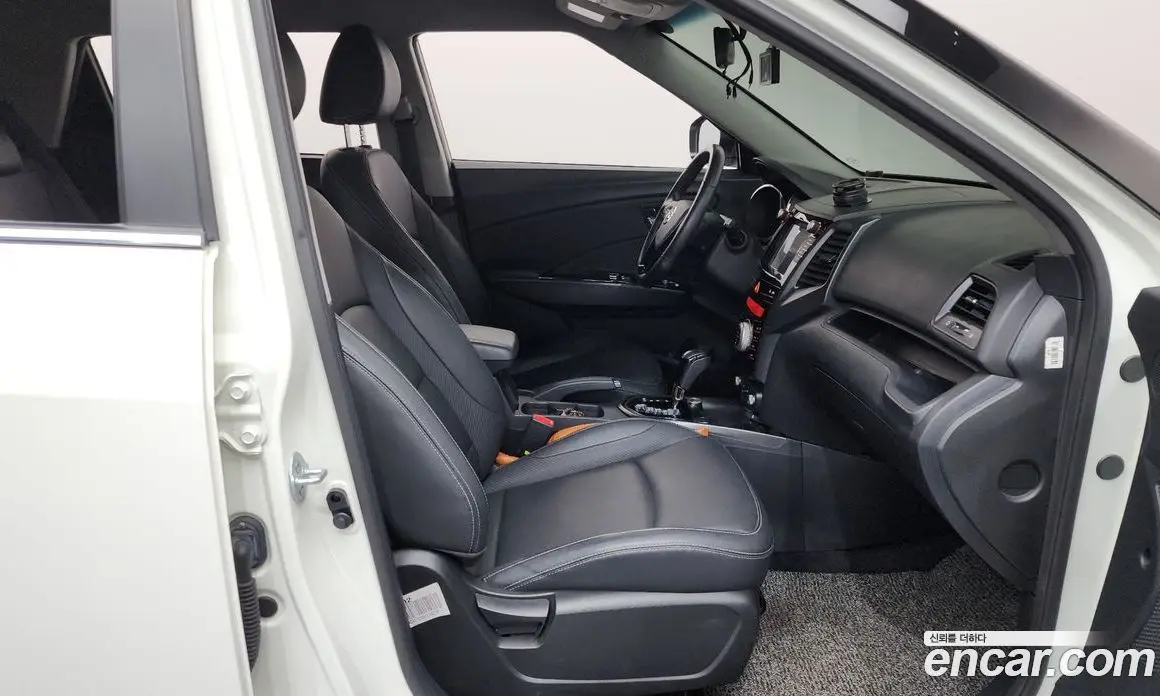 SsangYong TIBOLI 2017 1.6 автомат (гидро), фото 16