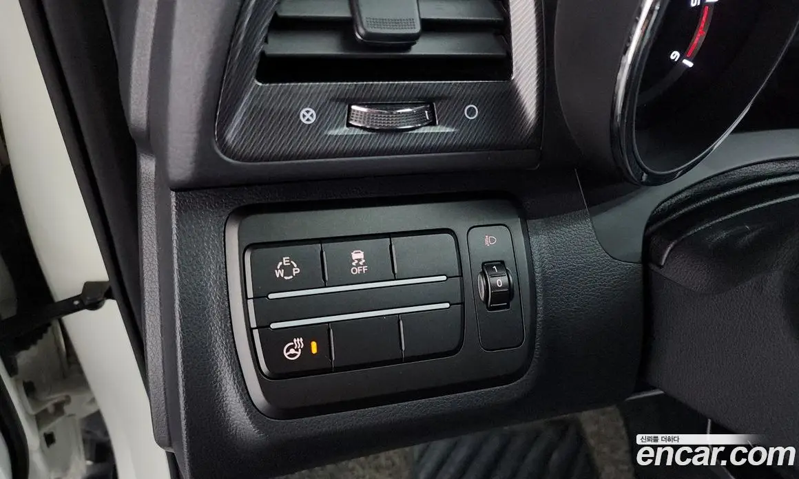 SsangYong TIBOLI 2017 1.6 автомат (гидро), фото 26
