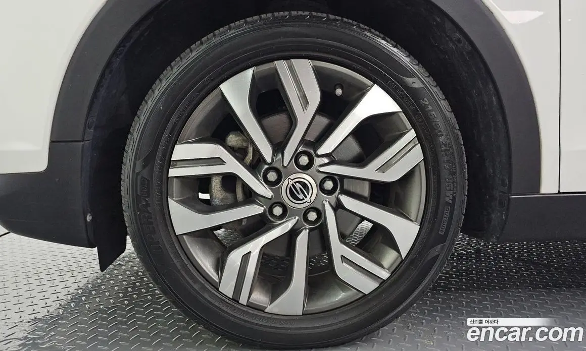 SsangYong TIBOLI 2018 1.6 автомат (гидро), фото 4