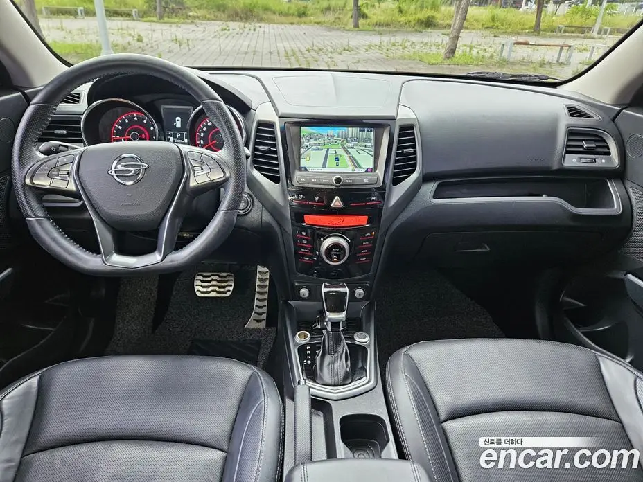 SsangYong TIBOLI 2019 1.6 автомат (гидро), фото 9