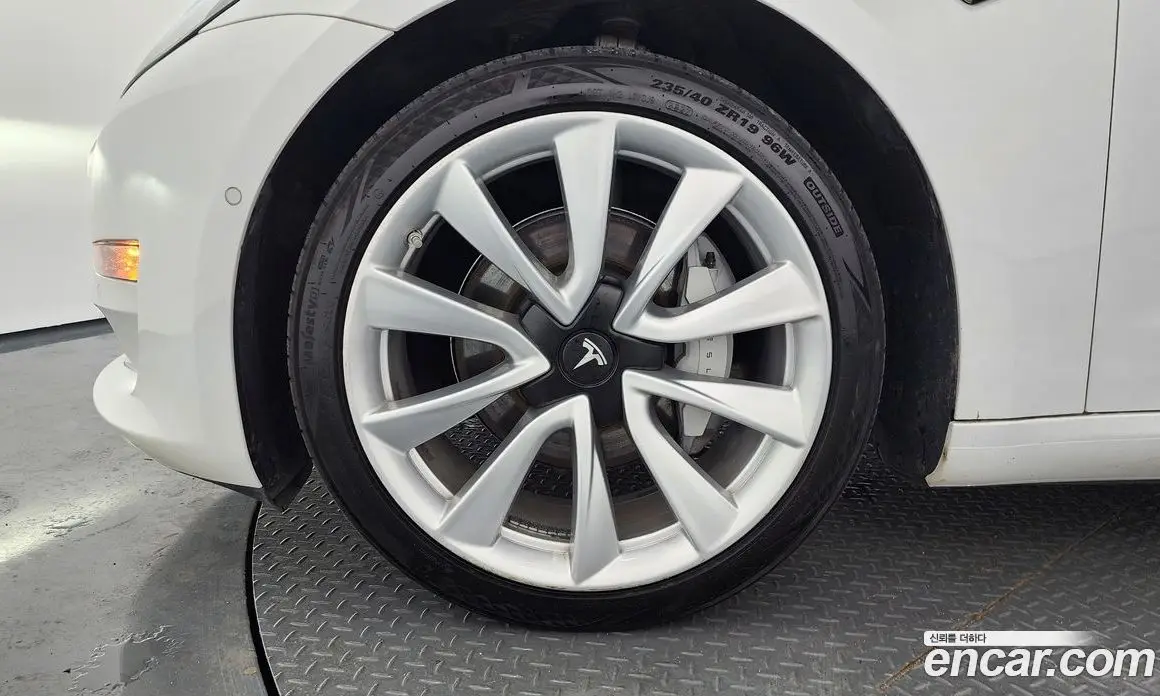 Tesla Model 3 2020 0.2 автомат (гидро), фото 5