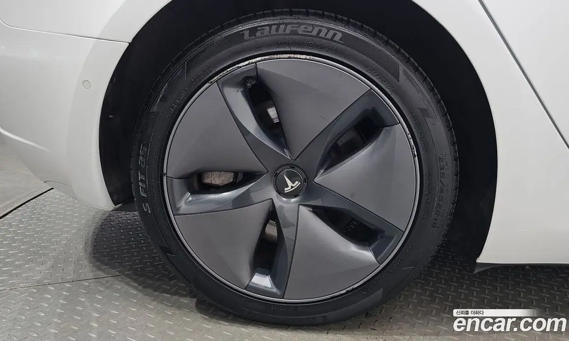 Tesla Model 3 2020 0.1 автомат (гидро), фото 7