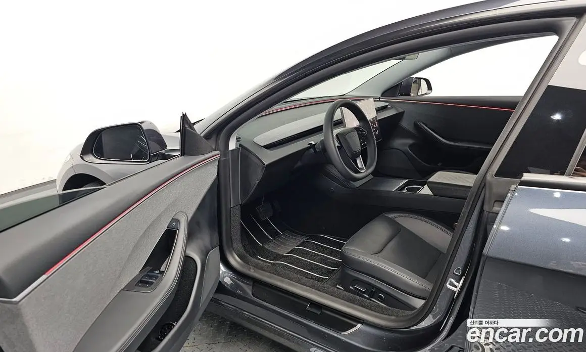 Tesla Model 3 2025 0.2 автомат (гидро), фото 12