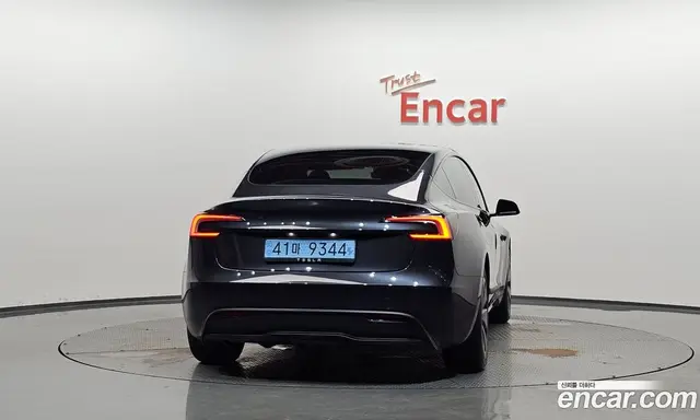 Tesla Model 3 2025 0.2 автомат (гидро), миниатюра 3