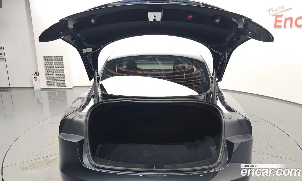 Tesla Model 3 2025 0.2 автомат (гидро), фото 34