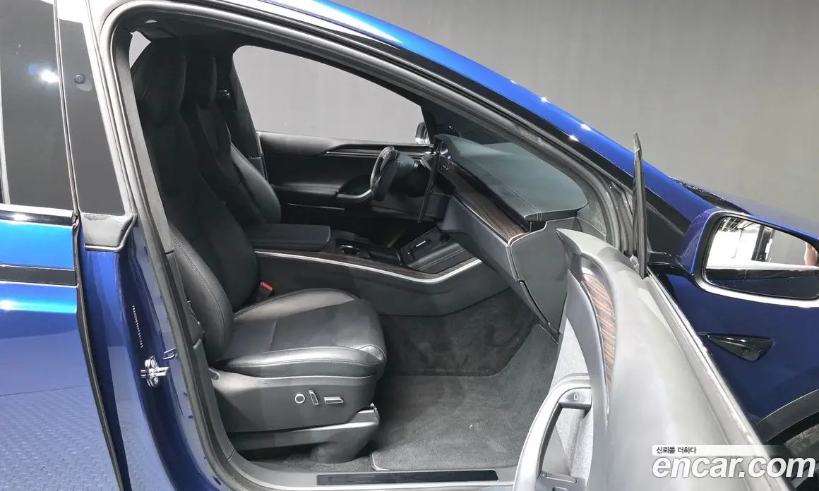 Tesla Model X 2023 0.3 автомат (гидро), фото 16