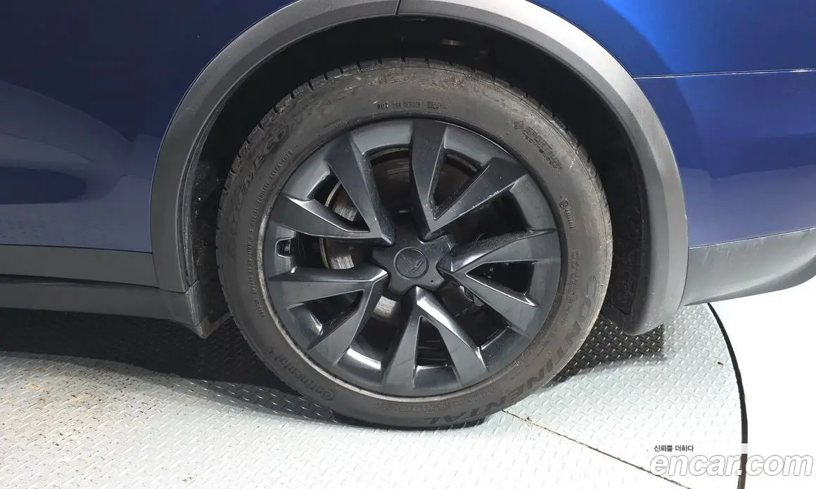 Tesla Model X 2023 0.3 автомат (гидро), фото 6