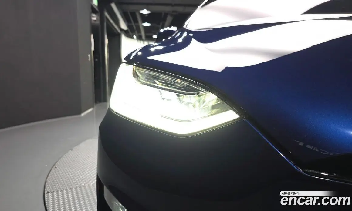 Tesla Model X 2023 0.3 автомат (гидро), фото 7