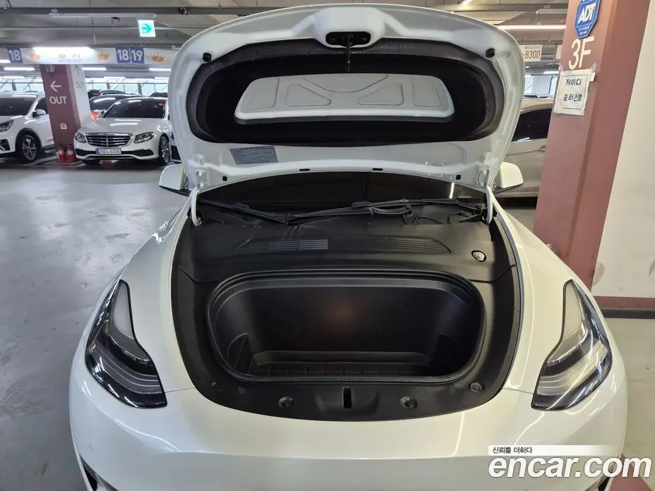 Tesla Model Y 2021 0.2 автомат (гидро), фото 19