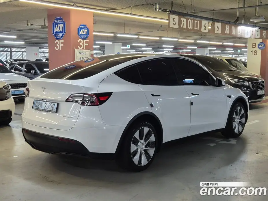 Tesla Model Y 2021 0.2 автомат (гидро), фото 4