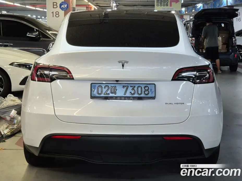 Tesla Model Y 2021 0.2 автомат (гидро), фото 5