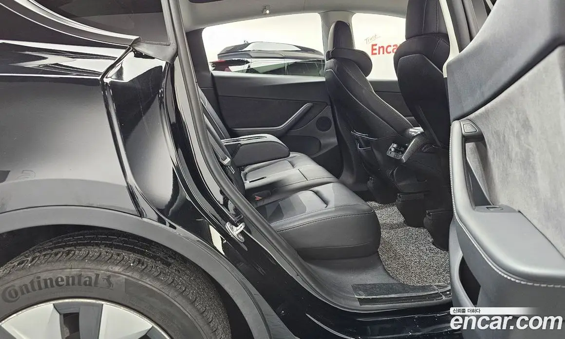 Tesla Model Y 2022 0.2 автомат (гидро), фото 17