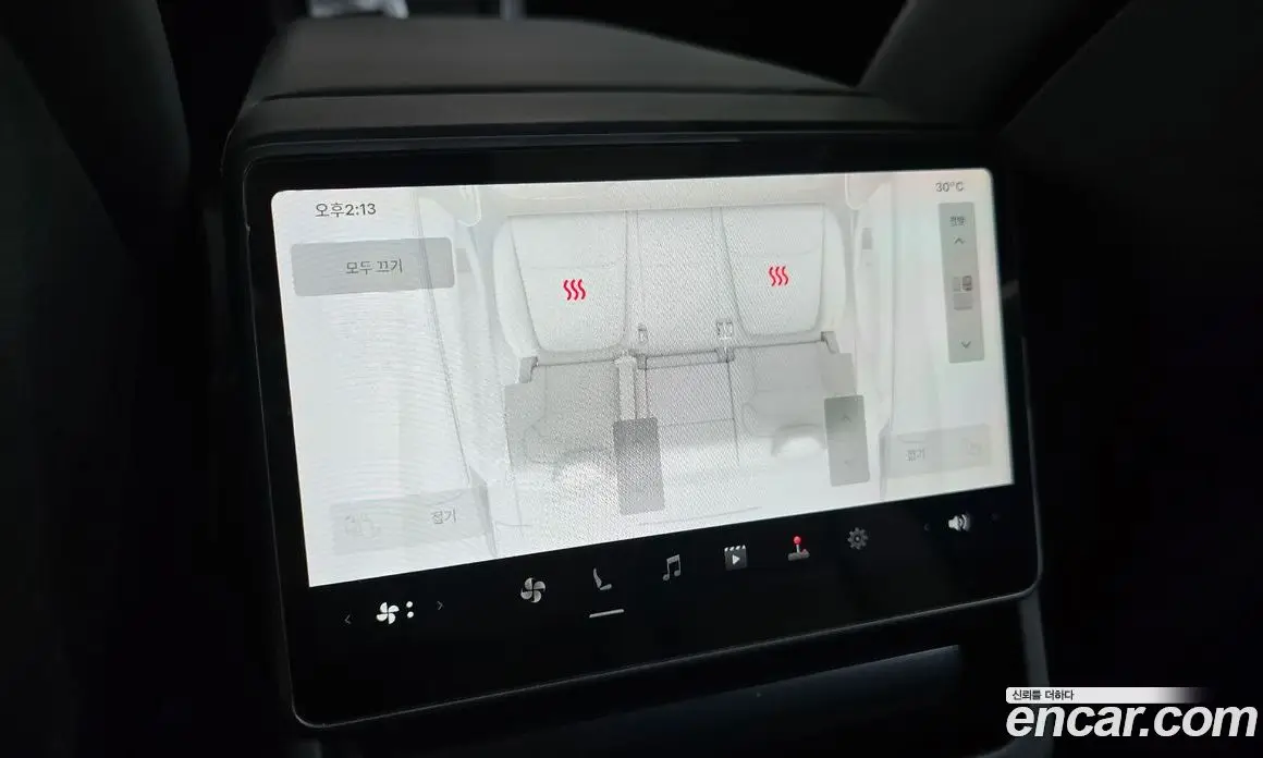 Tesla Model Y 2025 0.2 автомат (гидро), фото 15