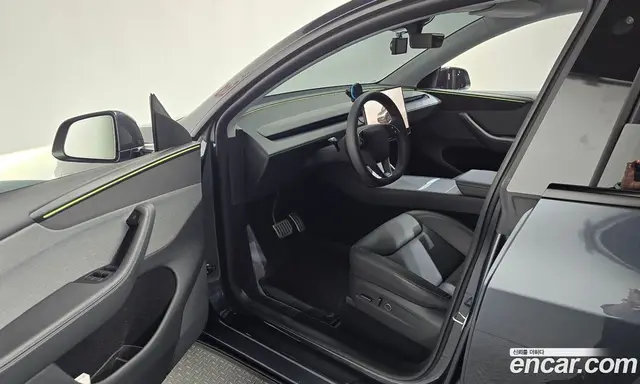 Tesla Model Y 2025 0.2 автомат (гидро), миниатюра 10